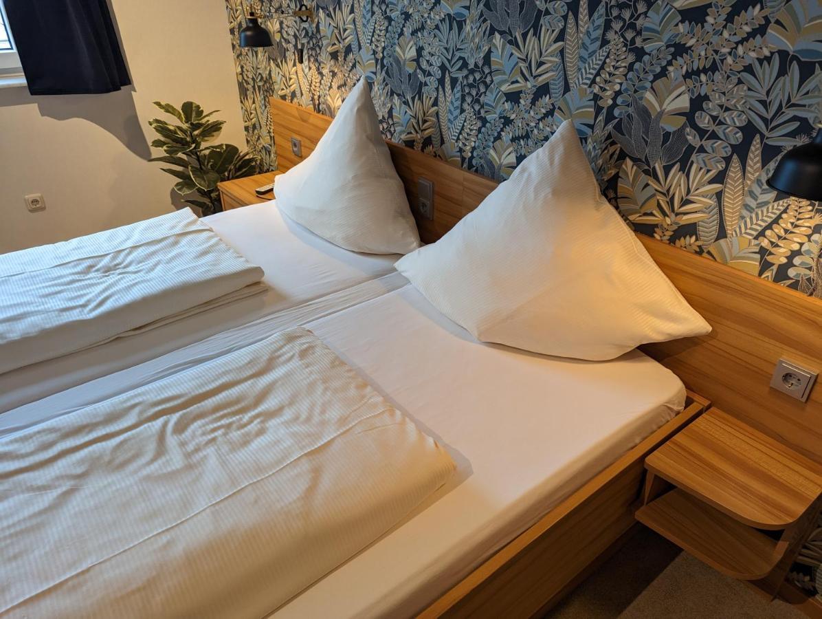 Paga - Parkgaststaette Otel Ehrenburg Dış mekan fotoğraf