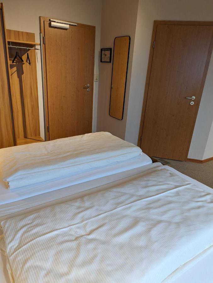 Paga - Parkgaststaette Otel Ehrenburg Dış mekan fotoğraf