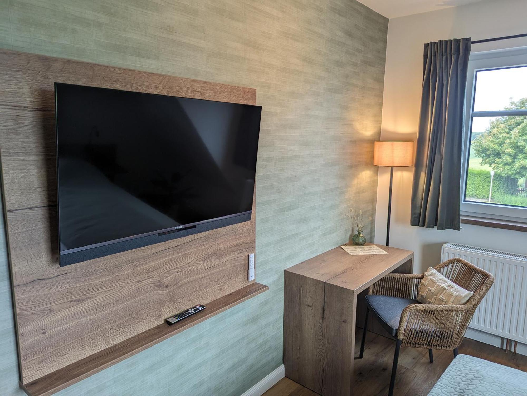 Paga - Parkgaststaette Otel Ehrenburg Dış mekan fotoğraf