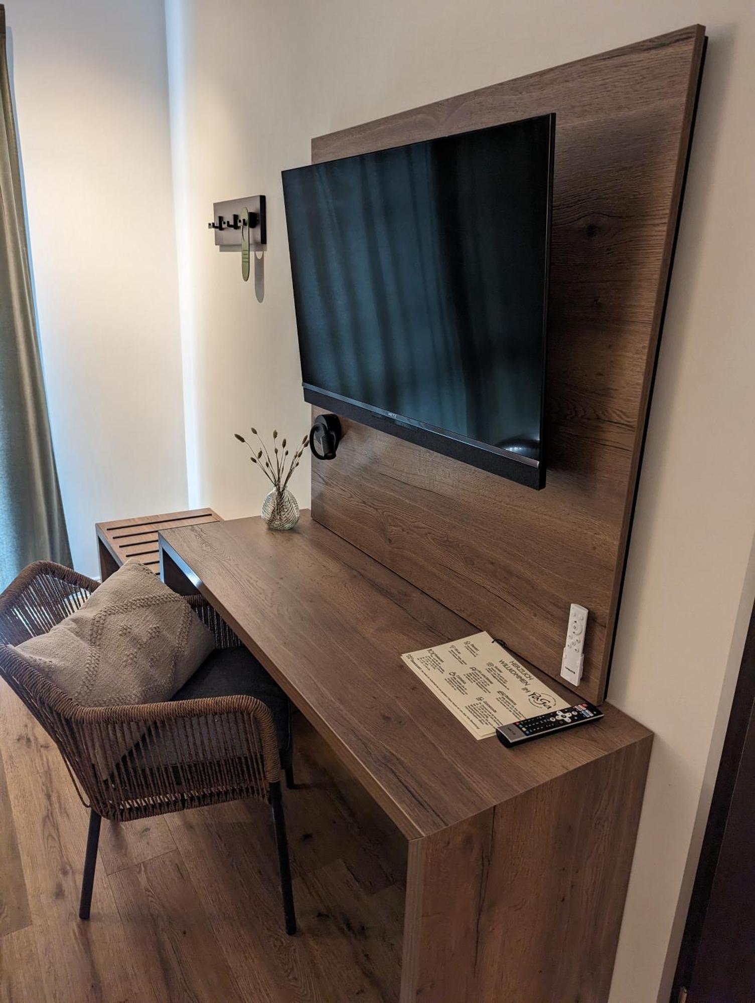 Paga - Parkgaststaette Otel Ehrenburg Dış mekan fotoğraf